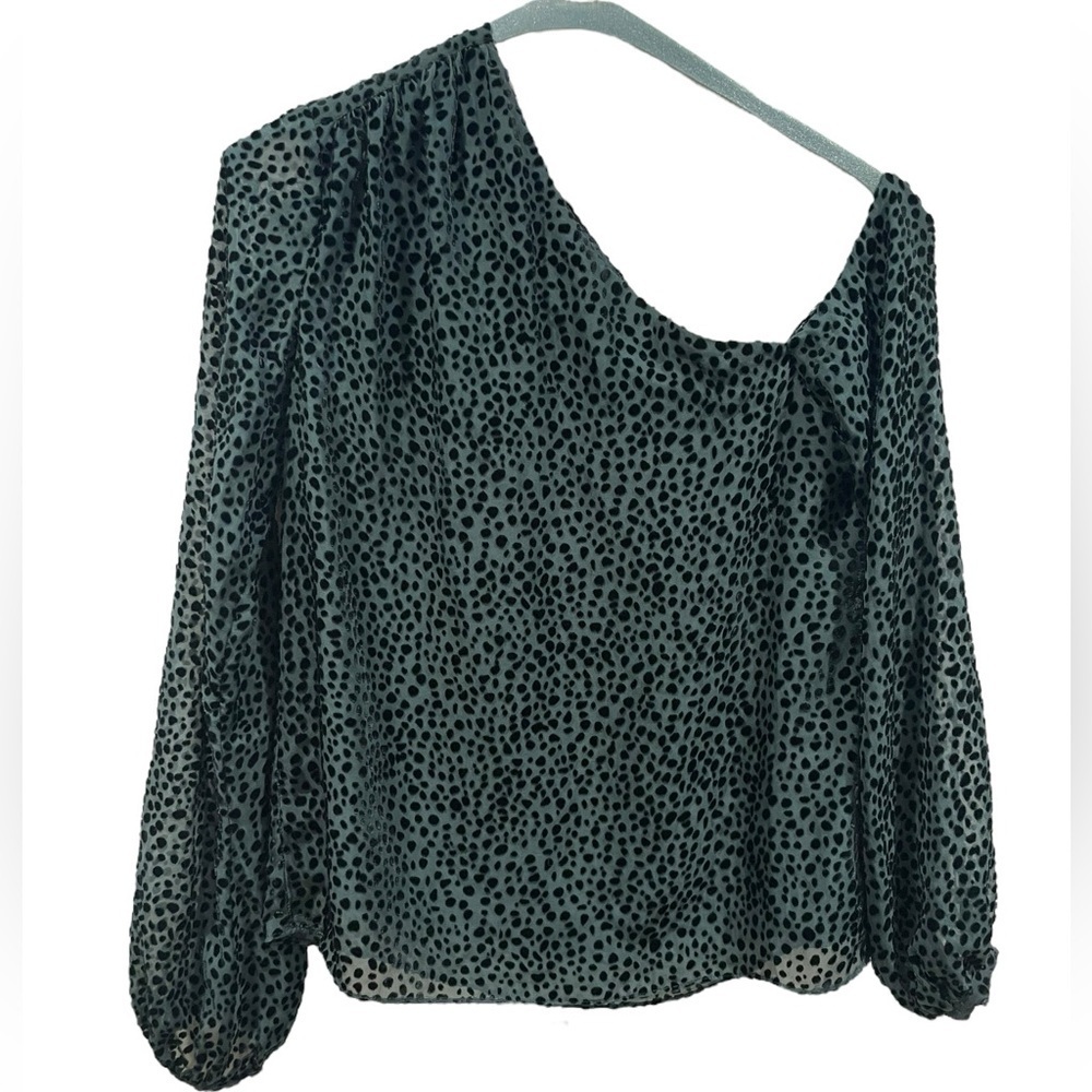 Intermix Silk Blend Long Sleeve Velvet Spotted Shirt Green‎ Black Size 0